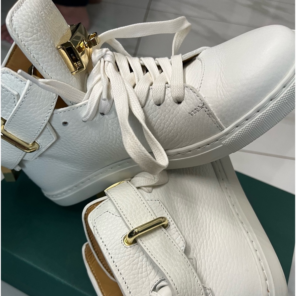 Buscemi chic white leather runners